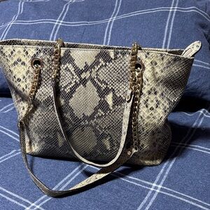 Chic Snakeskin Tote Bag with Gold Chain